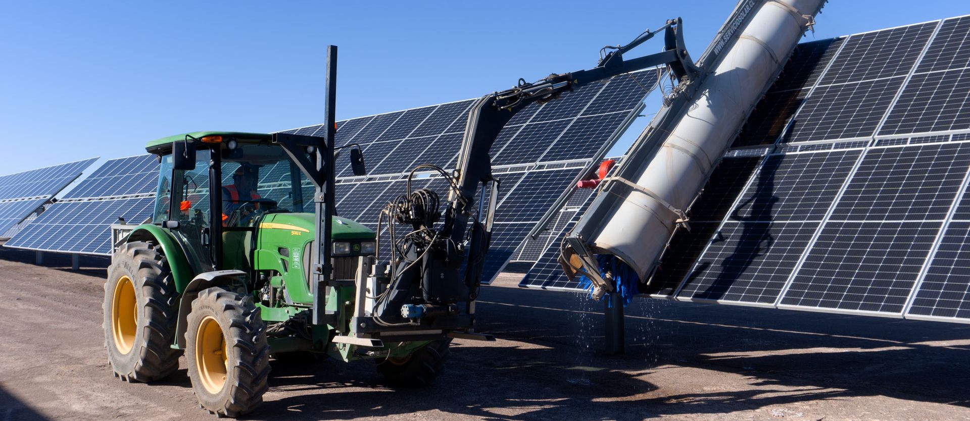 Nuevo detergente para la limpieza de módulos solares reduce el